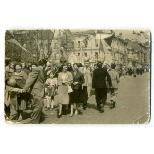 Харьков демонстрация на Суско улице / угол проспекта Правды 9х14 см  