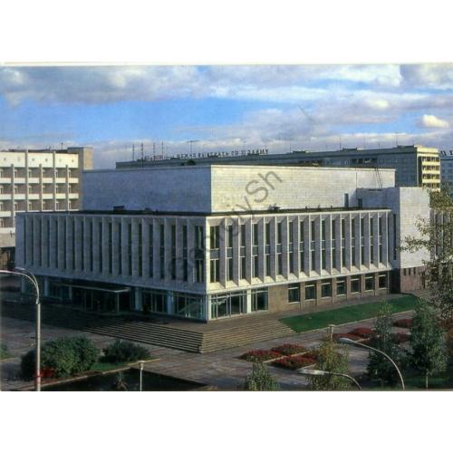 Красноярск Дом политпросвещения 1981  