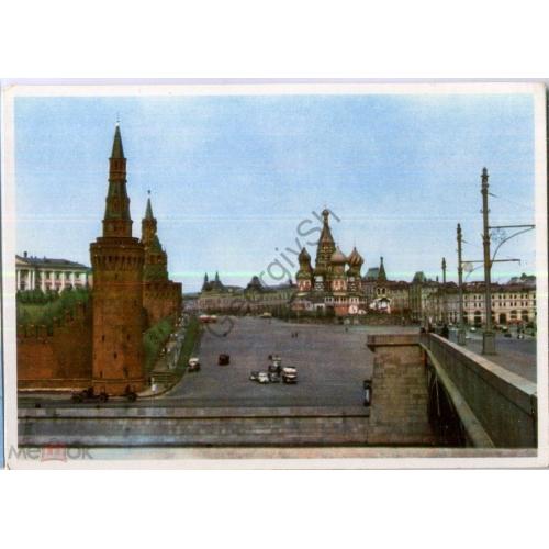 Москва Вид на Красную площадь со стороны Москворецкого моста 2820 фестиваль  1957