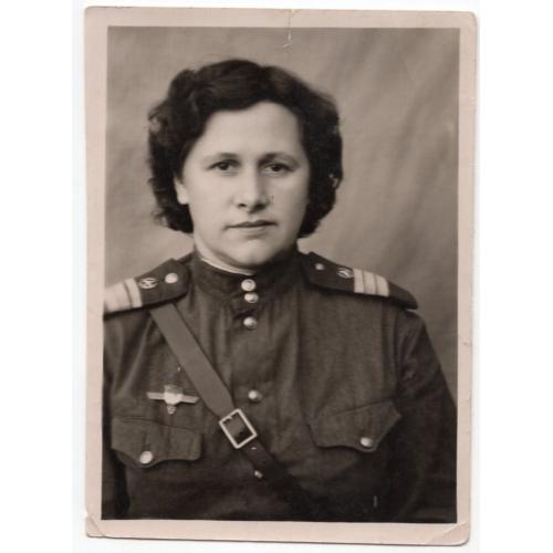 Надзиратель женской ИТК Радченко 8,5х11,8 см 1950 год  - форма , погоны