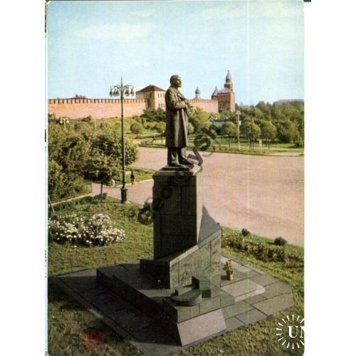 Новгород Памятник Ленину площадь Победы 1965  