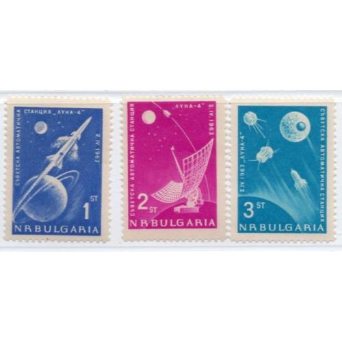 НРБ Болгария серия 3 марки Автоматическая станция Луна-4 1963 MNH  космос