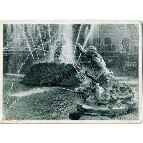 Петродворец Восстановленные фонтаны 1948  изд. Искусство чистая