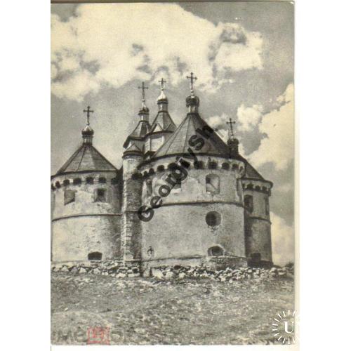 Сутковцы Хмельницкой обл Покровская церковь-крепость Мистецтво