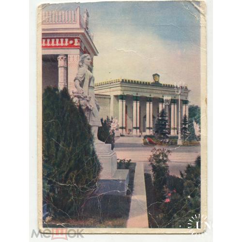ВСХВ. Павильон Латвийской ССР. 1954 г. Фото Фридлянда и Умнова.
