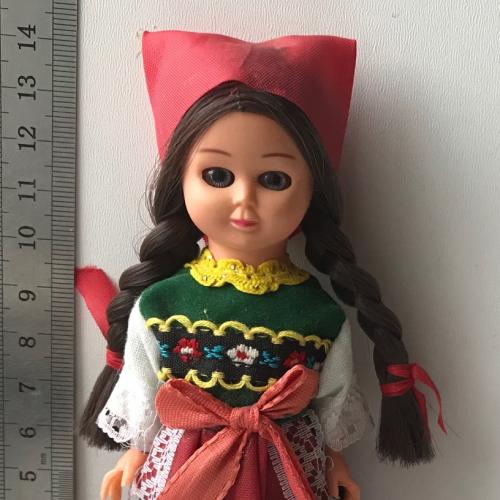 Девочка кукла целлулоид национальная одежда 14 см
