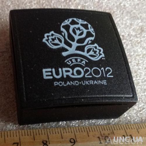 UEFA EURO 2012 Poland-Ukraine значок Евро  номерной в коробке тираж 1000 штук