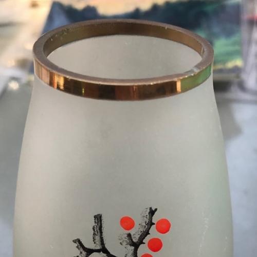 Ваза вазочка стекло молочное матовое позолота 11,2 см