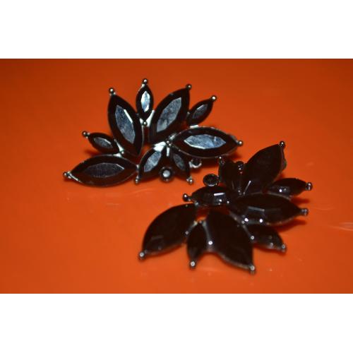 Сережки з чорним каменем 