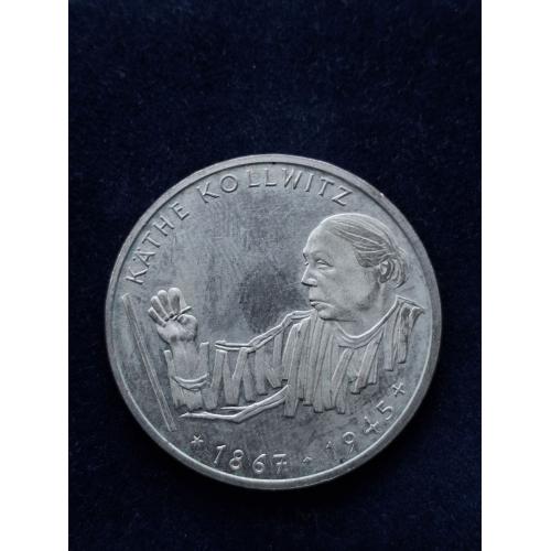 10 марок Германия  1992 г. "	125 лет со дня рождения Кете Кольвиц" (серебро) 