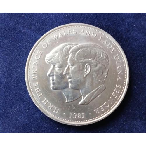 25 пенсов 1981 г. Великобритания ("Свадьба Чарльза и Дианы")