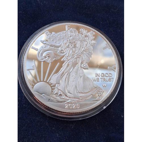 Монета США 1 oz fine silver 2025 г.