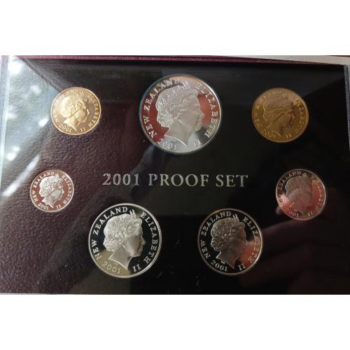 Набор монет (люкс) Новой Зеландии 2001 г.