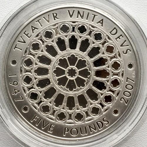 Великобритания 5 фунтов 2007 г. "Бриллиантовая свадьба .Серебряный пьедфорт"  (серебро) 