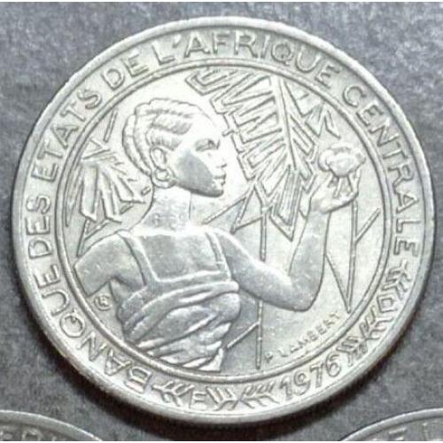Уценка - (А-512) Камерун 500 франков 1976 г. (E)