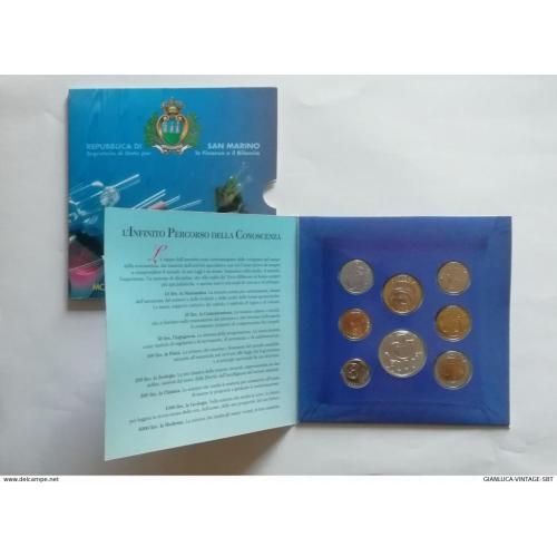 Уценка - (А-512) Набор монет Сан Марино 1998 г. в банковском блистере (5000 лир - серебро)