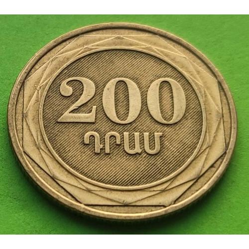 Армения 200 драм 2003 г.