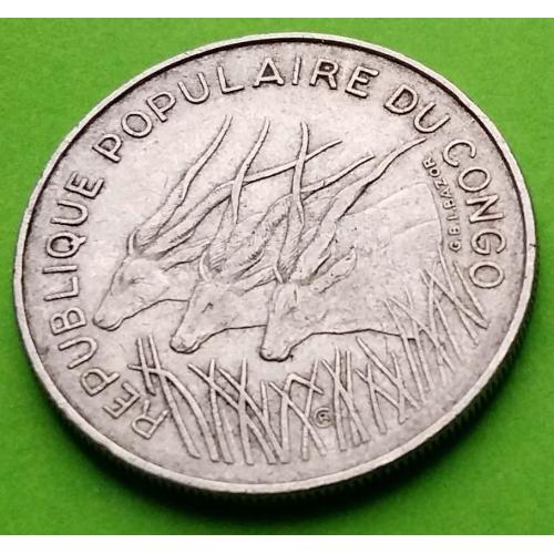 Конго 100 франков 1971 г. (год в ленте - пореже)