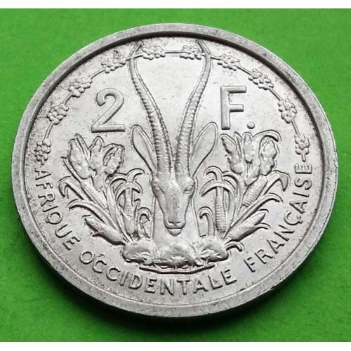 Красивая - Французская Западная Африка 2 франка 1955 г.