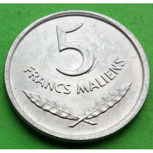 Красивая - Мали 5 франков 1961 г.