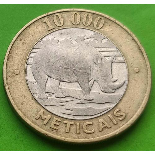 Мозамбик 10000 метикалей 2003 г.