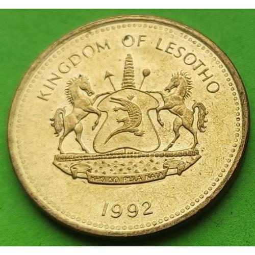 UNC - Лесото 2 лисенте 1992 г.