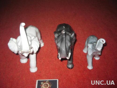 Три слоники

