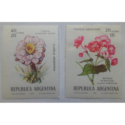 Аргентина 1976 Цветы, MLH (КЦ=3 евро)