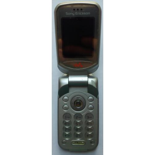 Мобильный телефон Sony Ericsson W300i T-Mobile (раскладушка)
