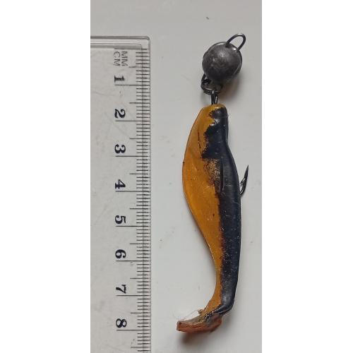 Силиконовая приманка-блесна с головой и крючком № 185 (б/у)