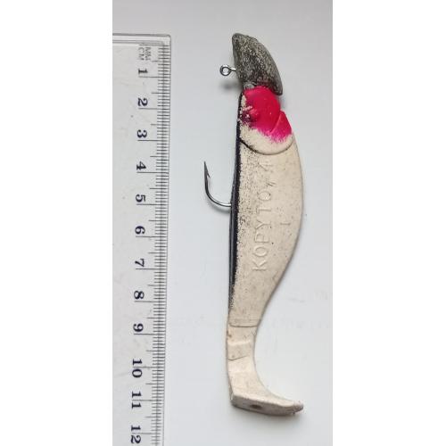 Силиконовая приманка-блесна с головой и крючком № 187 (б/у)