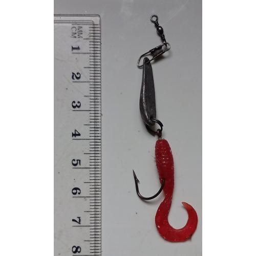 Силиконовая приманка-блесна с головой и крючком № 217 (б/у)