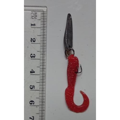 Силиконовая приманка-блесна с головой и крючком № 220 (б/у)