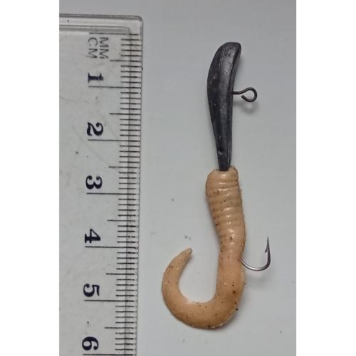 Силиконовая приманка-блесна с головой и крючком № 225 (б/у)