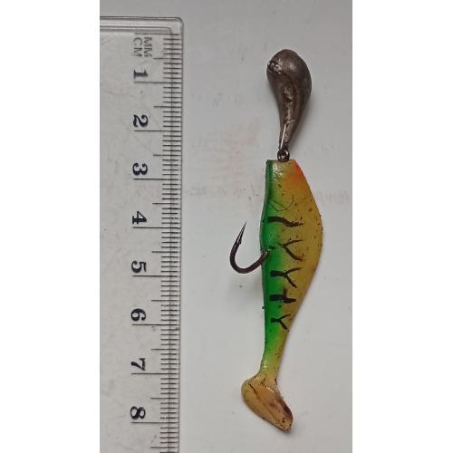 Силиконовая приманка-блесна с головой и крючком № 230 (б/у)