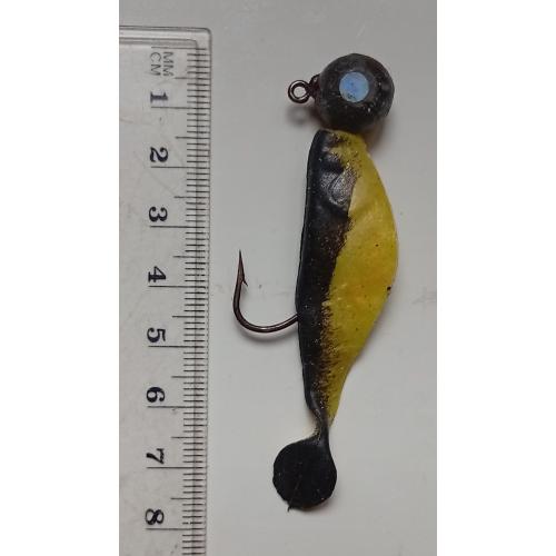 Силиконовая приманка-блесна с головой и крючком № 242 (б/у)