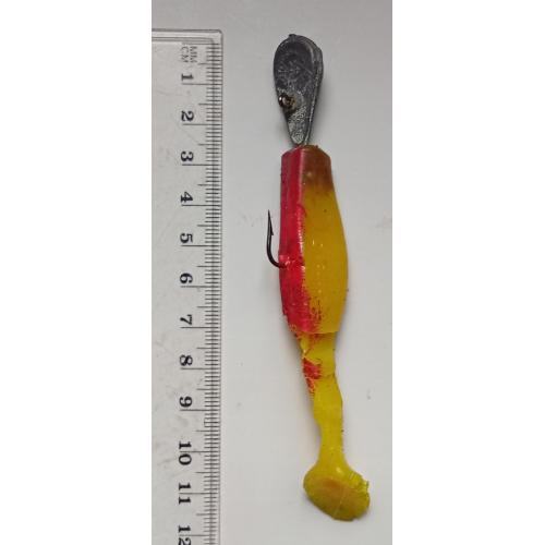 Силиконовая приманка-блесна с головой и крючком № 249 (б/у)