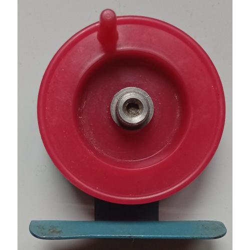 Зимняя катушка 50 мм, красно-синяя