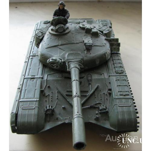 Модель украинского танка танк  Т - 72  Украина Масштаб 1:35