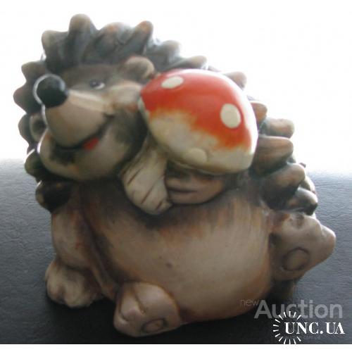 Скульптура Статуэтка Веселый еж ежик с грибом мухомором Люкс Красота