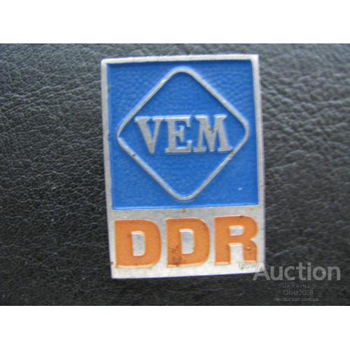 СССР Значок DDR VEM Vereinigung Elektro-Maschinenbau — Завод электротехники ГДР Германия