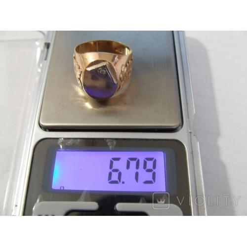 Золотое кольцо женское с камнем 583 проба 18-19 раз. вес 6.8 гр. Страна производитель СССР