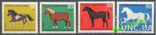 Германия Берлин 1969 фауна лошади кони ** о