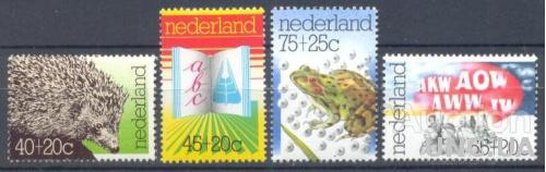 Нидерланды 1976 алфавит книги фауна лягушка жабы еж ежик ** о