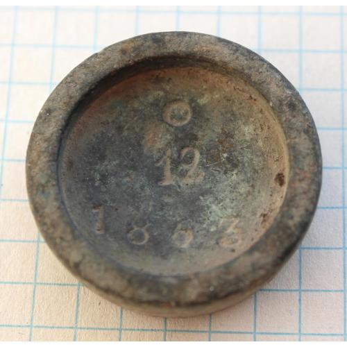 Гирька з клеймом 12 1863