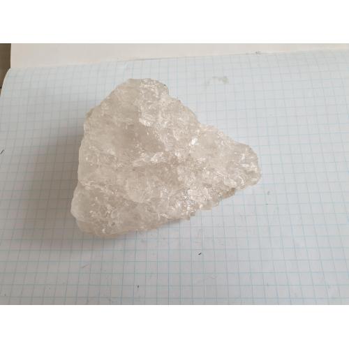 Кристалл каменная соль
