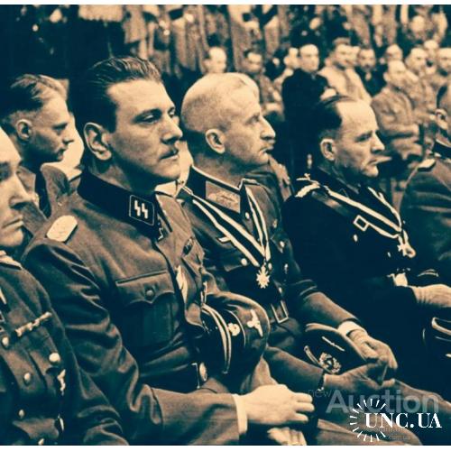 Главный немецкий диверсант Отто Скорцени на собрании партии НСДАП.