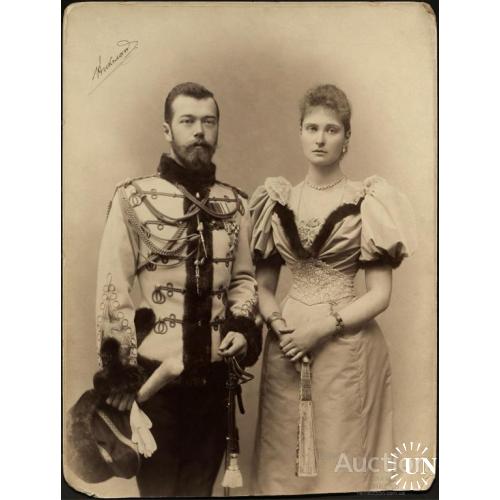 Император Николай II и императрица.
