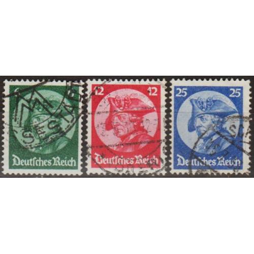 1933 - Рейх - Фрідрих Великий Mi.479-81 _40,0 € _гаш