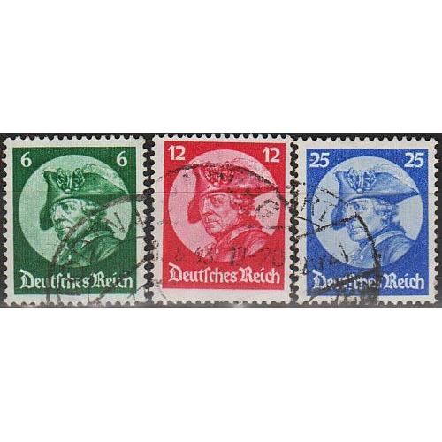 1933 - Рейх - Фрідрих Великий Mi.479-81 _40,0 € _гаш